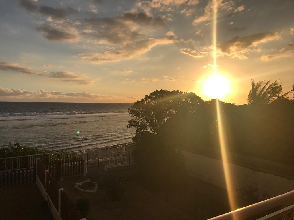 Le Petrel Blanc - Appartement Sur La Plage De La Souris Blanche Trois Bassins Bagian luar foto