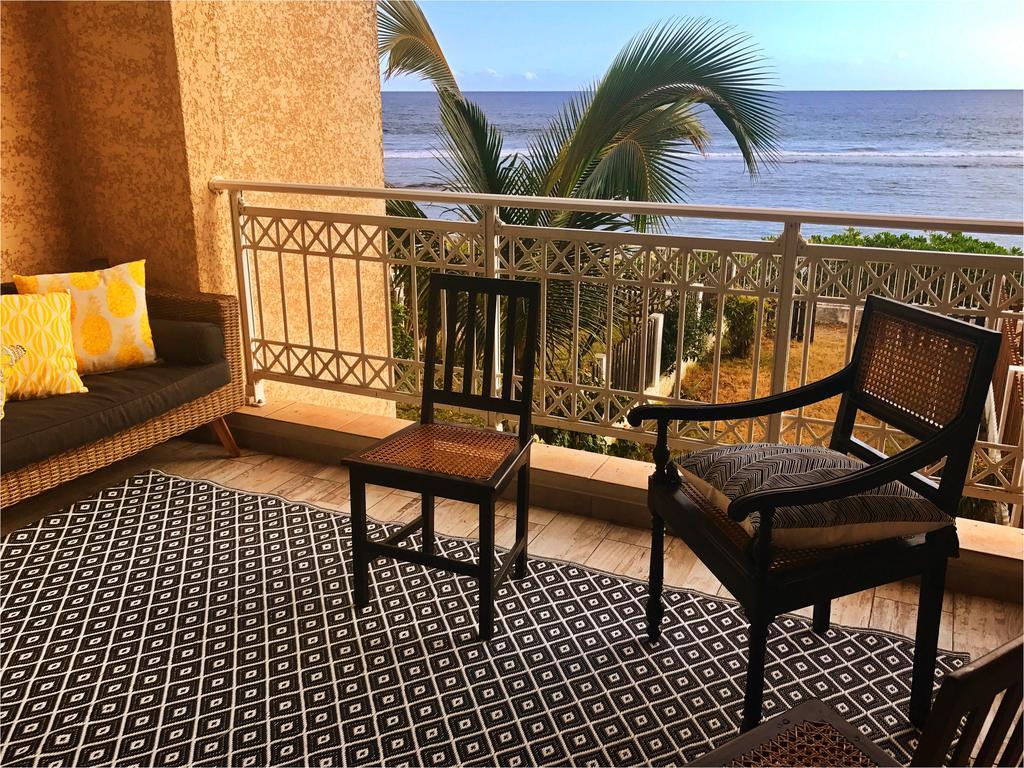 Le Petrel Blanc - Appartement Sur La Plage De La Souris Blanche Trois Bassins Bagian luar foto